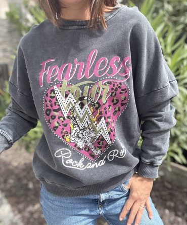 SWEAT FEARLESS TU