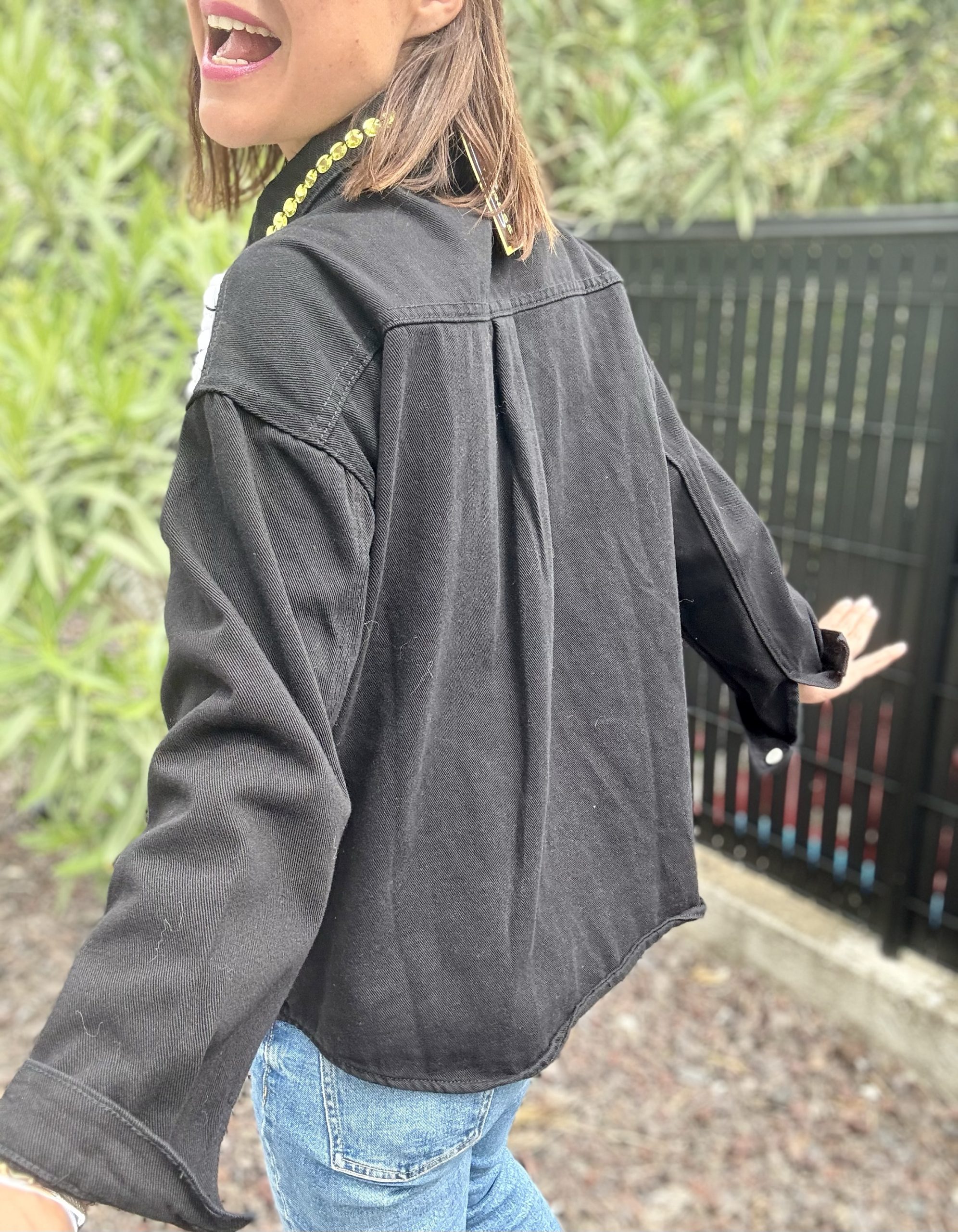 VESTE NOIR STRASS TU MODELE STRASSY – Image 2